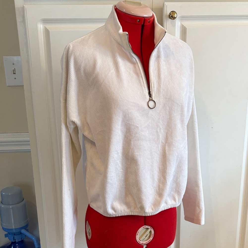 Arizona Jean Company White Half-Zip Sweatshirt